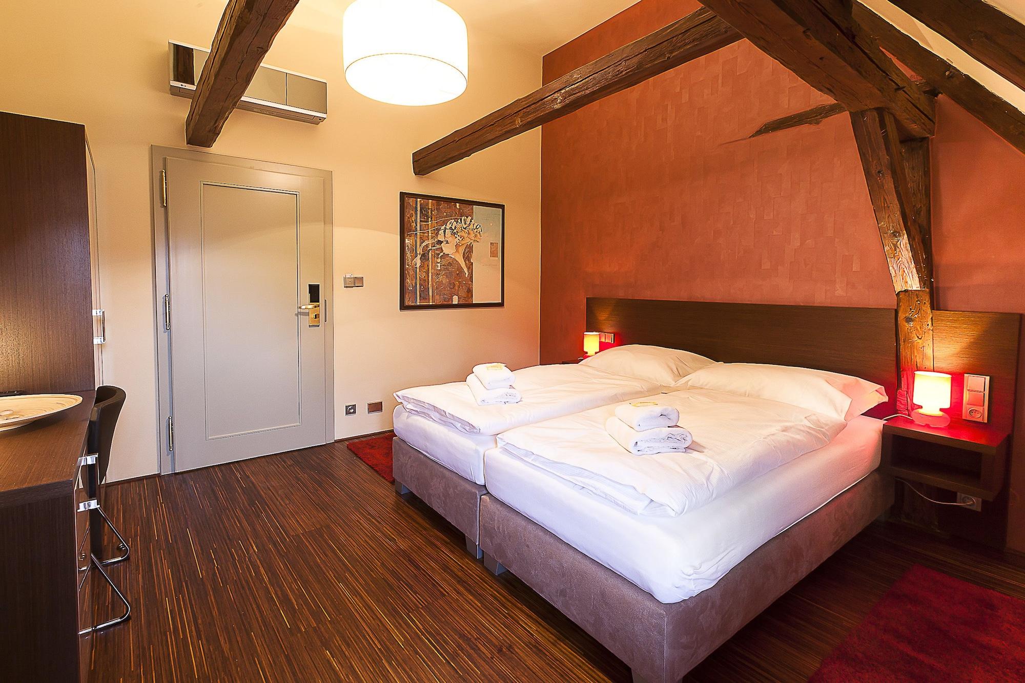 Hotel Krcinuv Dum Cesky Krumlov Bagian luar foto