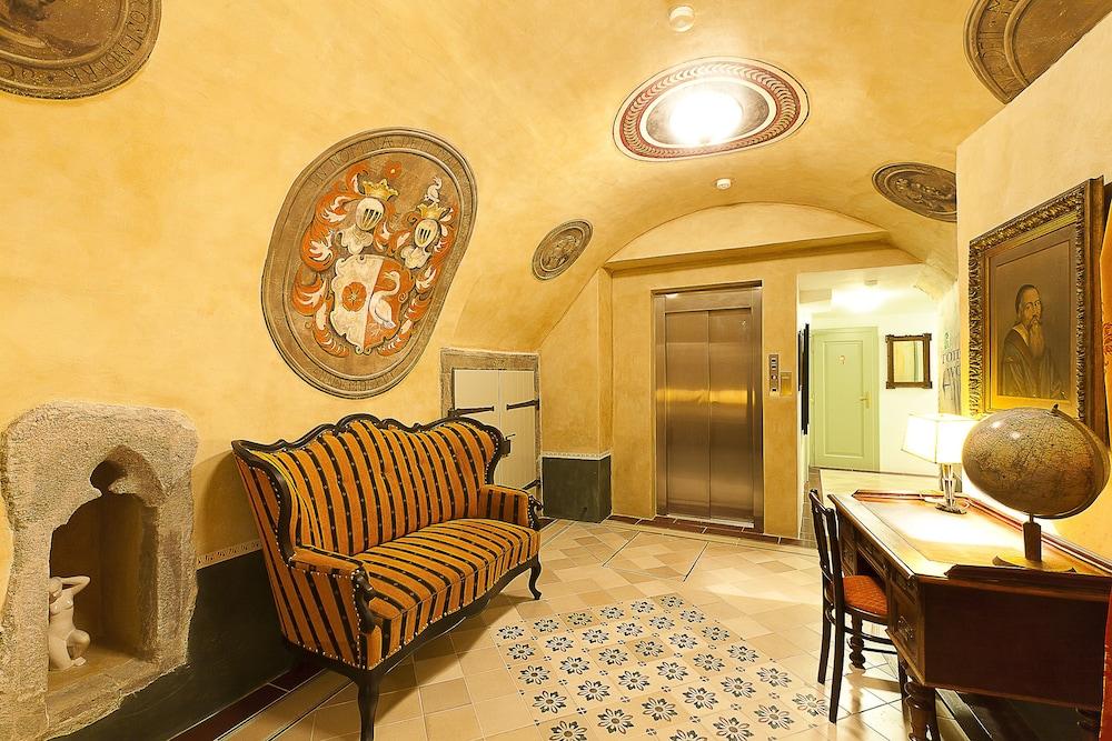Hotel Krcinuv Dum Cesky Krumlov Bagian luar foto